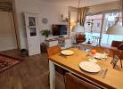 Wohnküche, und -zimmer