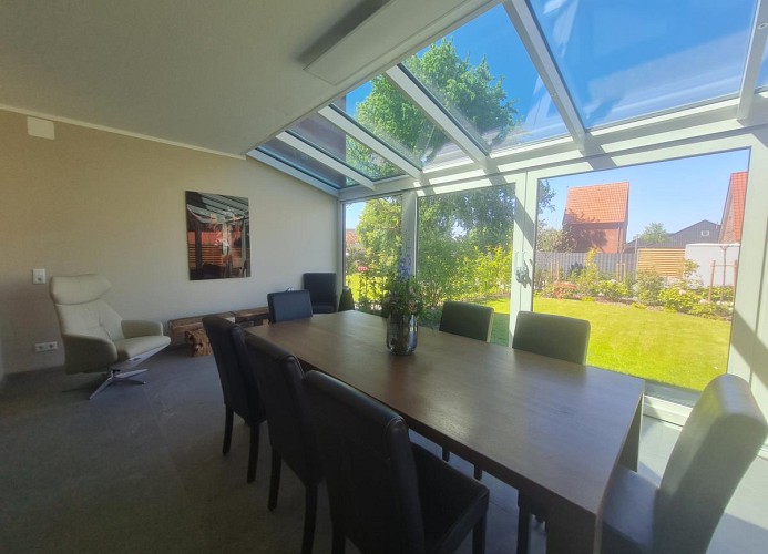 Wintergartenbereich im Wohnzimmer