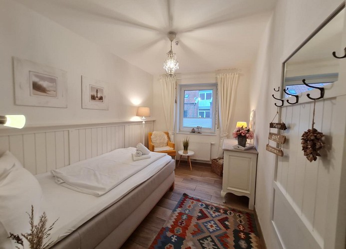 Schlafzimmer 2