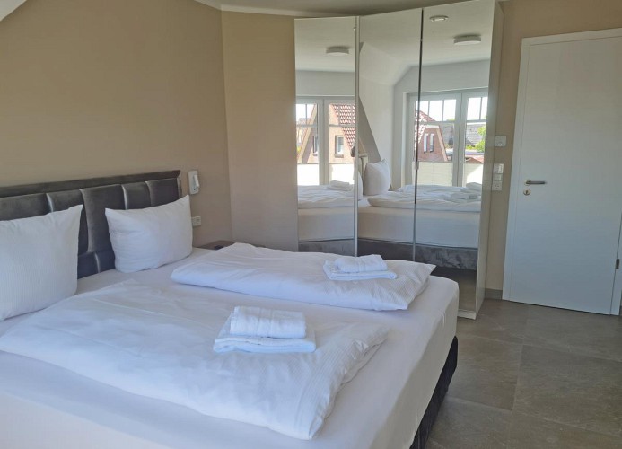 1. Schlafzimmer
