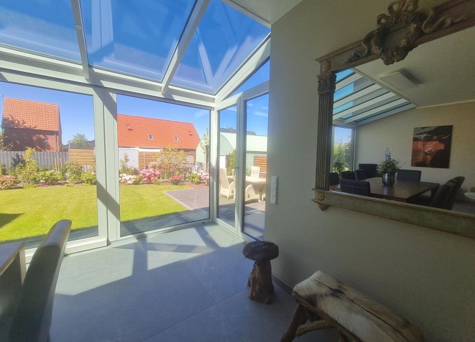 Wintergartenbereich im Wohnzimmer