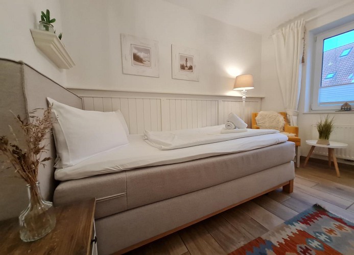 Schlafzimmer 2