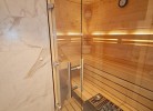 Badezimmer mit Sauna