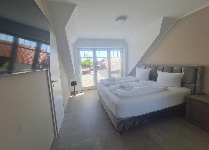 3. Schlafzimmer